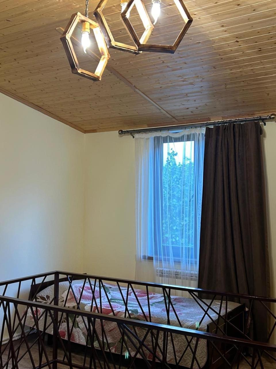 Танхаус Dilisan Kültér fotó